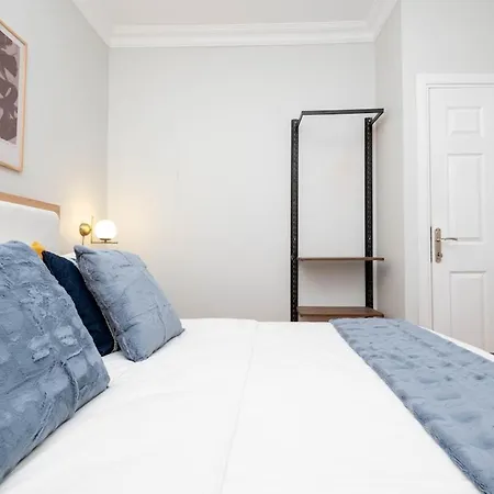 Daire Bosphorus View With 3 Bedrooms *